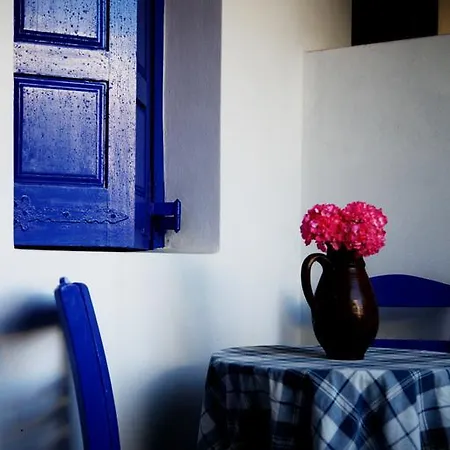 αποσπερίτης Hostel *