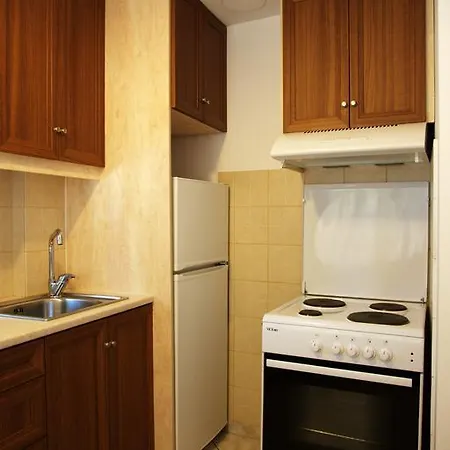 Hostel αποσπερίτης *