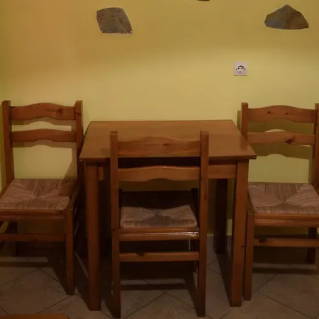 αποσπερίτης *
